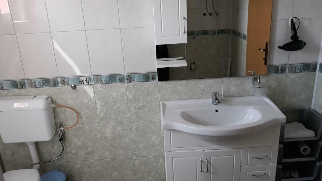 Apartments Alibasic Dubrave Gornje Bagian luar foto